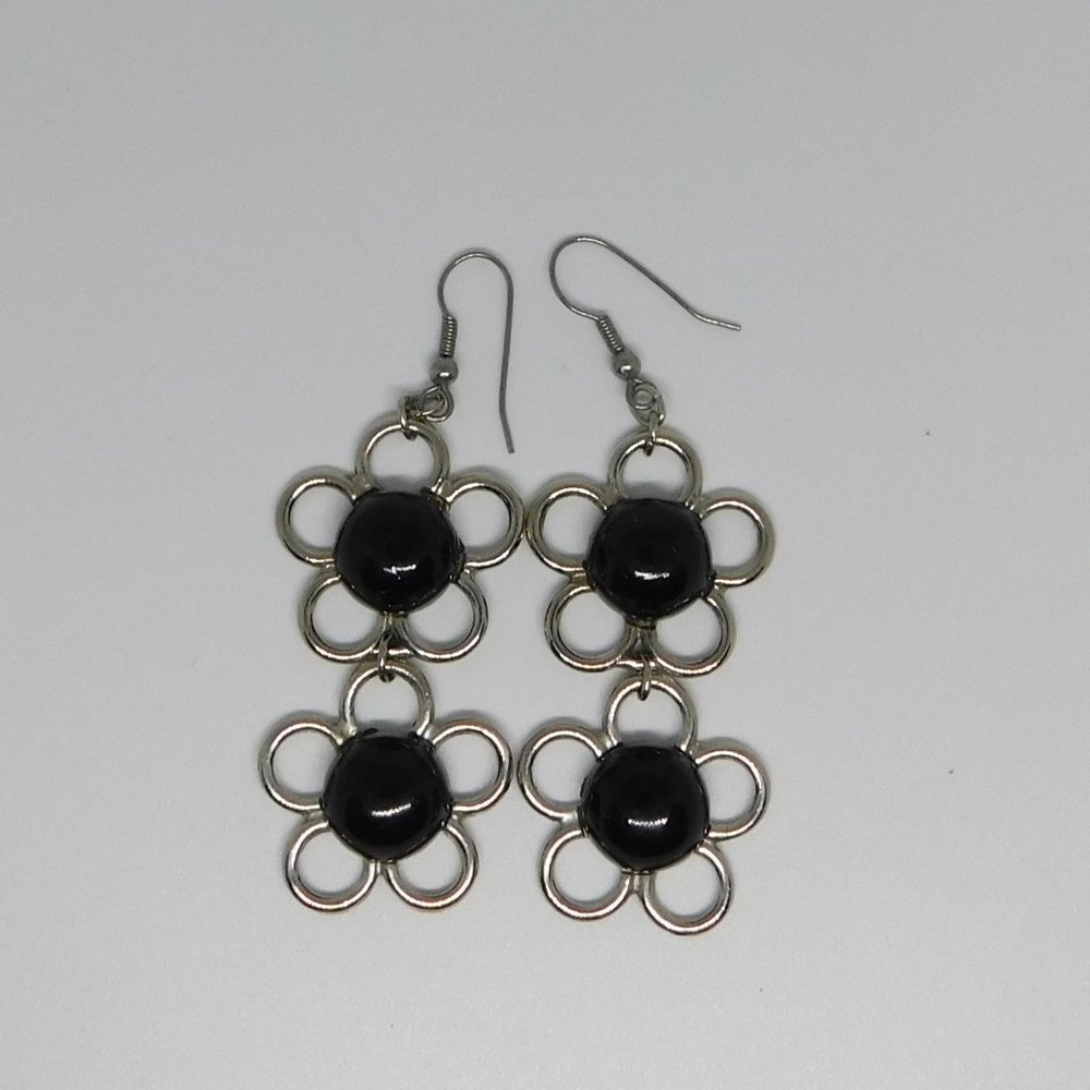 vintage black silver tone flower dangle earrings - Picture 1 of 3